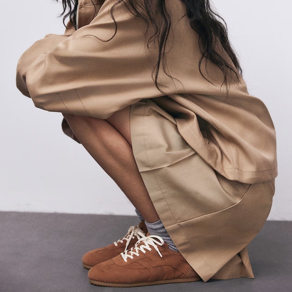 NWT H&M Brown Suede Sneakers 🍂 - Picture 8 of 8